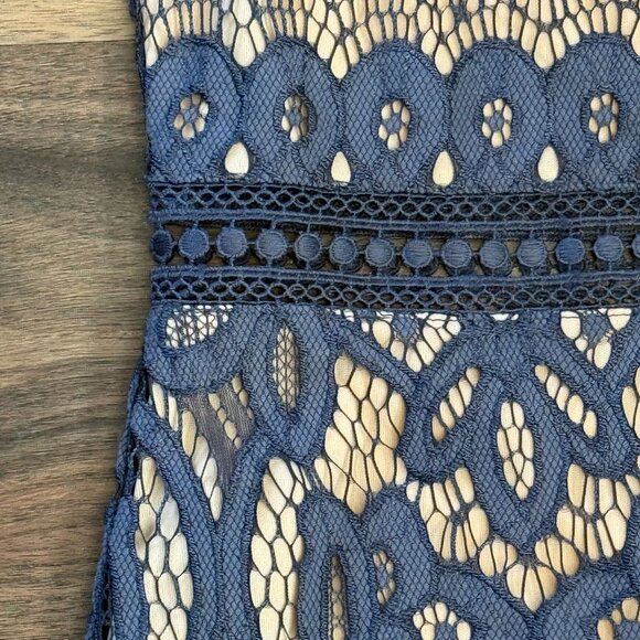 Francescas Mi Ami Dress Womens M Blue Lace Bodycon Zipper Back Elegant Details - Picture 5 of 10
